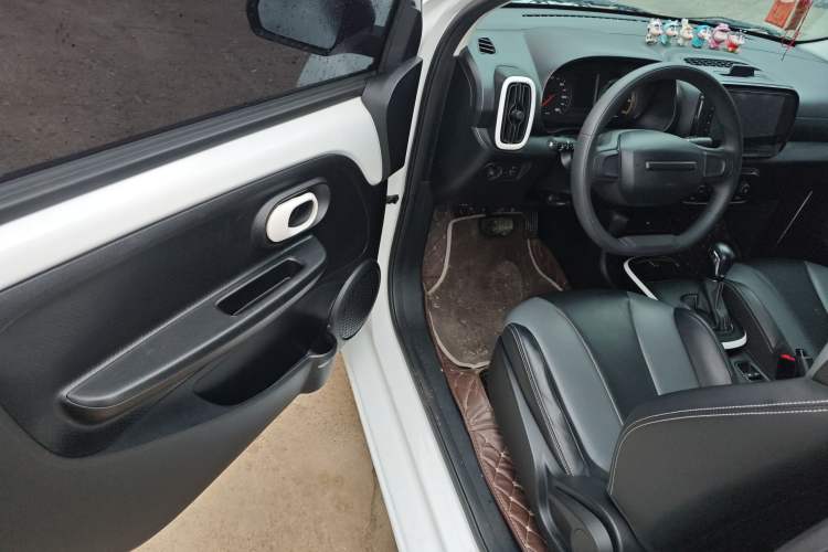 Used Roewe Clever 2022 311km QiQi BoBo Edition
