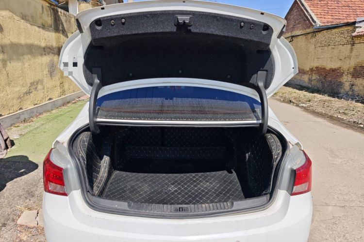 Used Buick Verano 2018 Sedan 20T Dual-Clutch Leading Model
