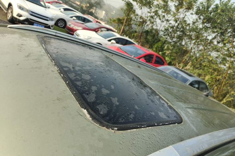 Used Changan CS75 2014 2.0L Manual Luxury Version China IV Standard
