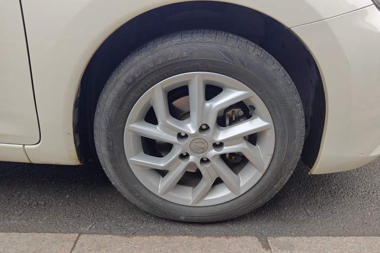 Used Nissan Tiida 2021 1.6L CVT Smart Drive Edition Right Front Wheel Hub