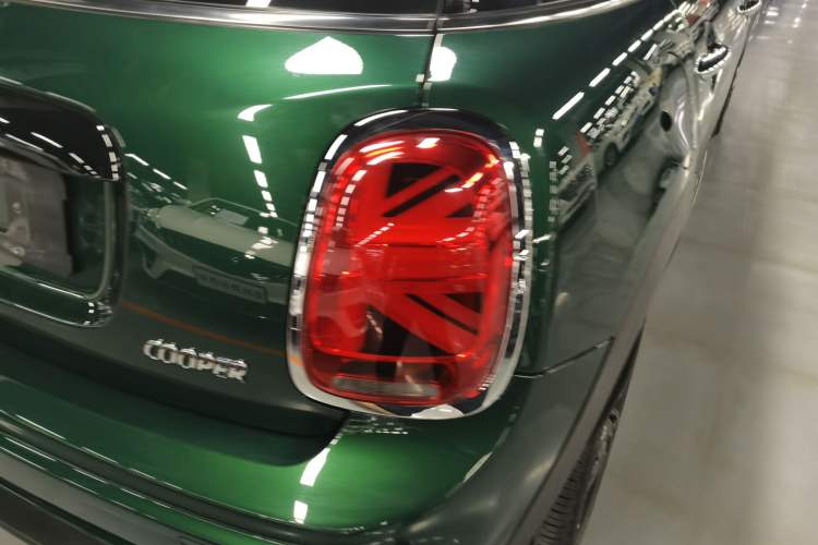 Used MINI MINI 2018 1.5T COOPER Racing Edition Five-Door Version
