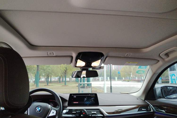 Used BMW 5 Series 2020 525Li Luxury Package
