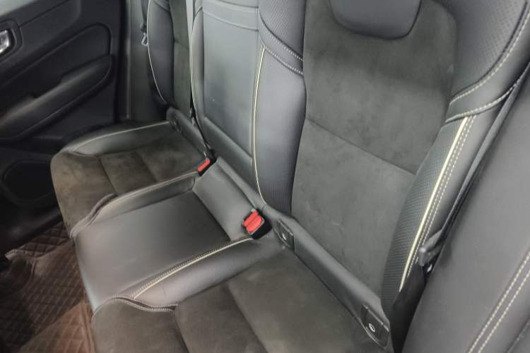 Used Volvo XC60 2019 T5 4x4 Zhiya Sport Edition China VI Standard
