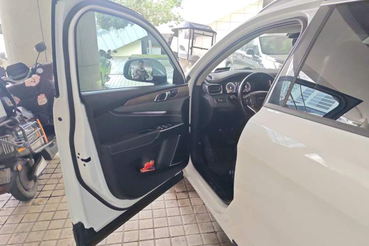 Used Lynk & Co 01 2019 2.0T Two-Wheel-Drive Pro Version China VI Standard