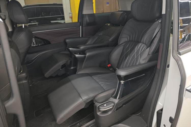 Used GAC Trumpchi M8 2024 Master Series 400T Prestige Edition