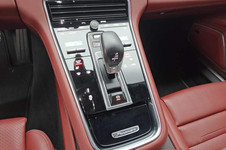 Used Porsche Panamera 2019 Panamera Executive Long Wheelbase 2.9T Gear Lever