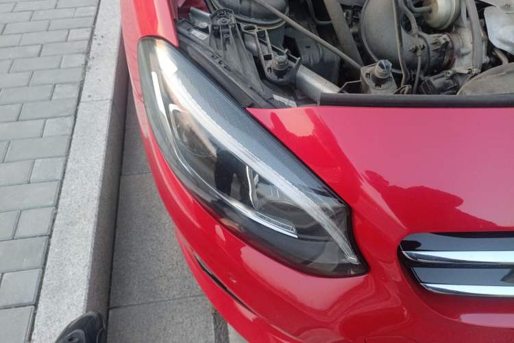 Used Mercedes-Benz B-Class 2015 B 200 Luxury Model