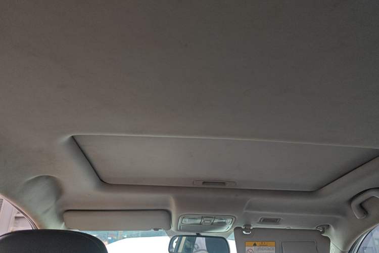 Used CHANGAN CS75 2016 1.8T Automatic Elite Model China V Standard
