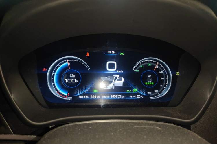 Used BYD Qin New Energy 2018 Qin EV450 Smart Connect Prestige Model
