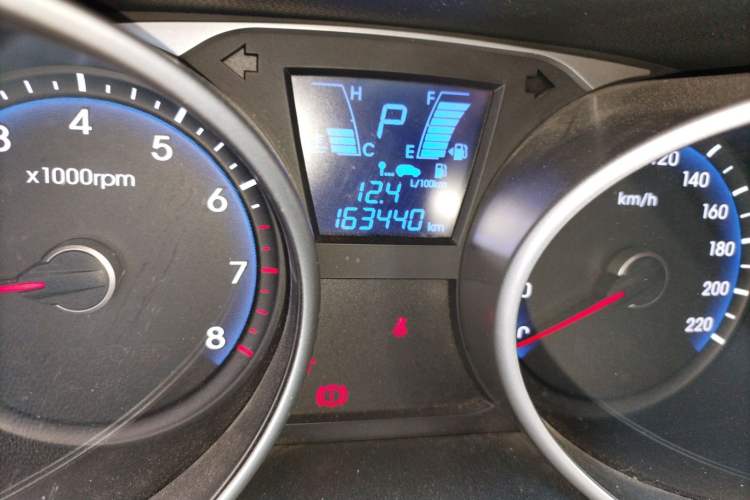 Used Hyundai ix35 2013 2.0L Automatic Two-Wheel Drive Smart GLS China IV Standard
