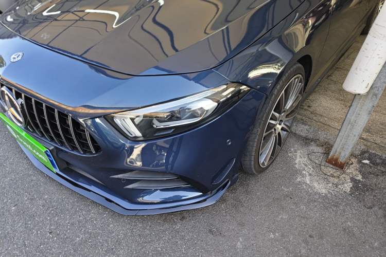 Used Mercedes-Benz A-AMG 2019 AMG A 35 L 4MATIC First Edition Special Version
