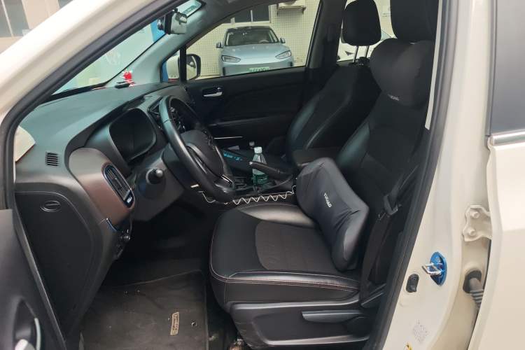 Used GAC Trumpchi GS3 2019 235T Automatic Elite Edition Left Front Seat