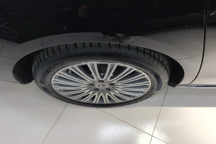 Used Mercedes-Benz E-Class 2023 E 300 L Stylish Model