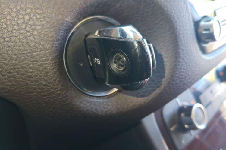 Used Volkswagen Touareg 2011 3.0 TSI Standard Version
