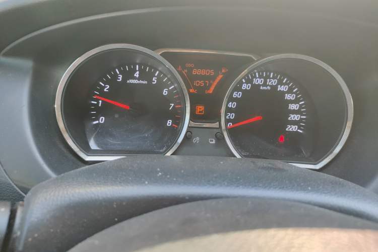 Used Nissan Livina 2013 JINRUI 1.6XV CVT Luxury Edition