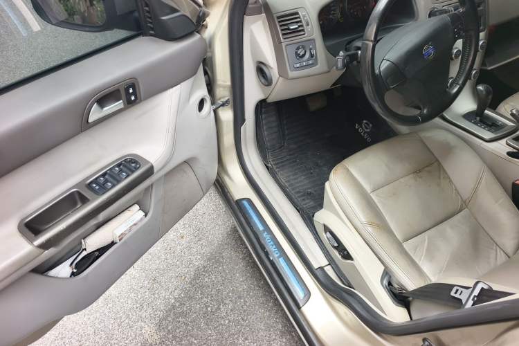 Used Volvo S40 2011 2.0L Automatic ZhiShang Edition