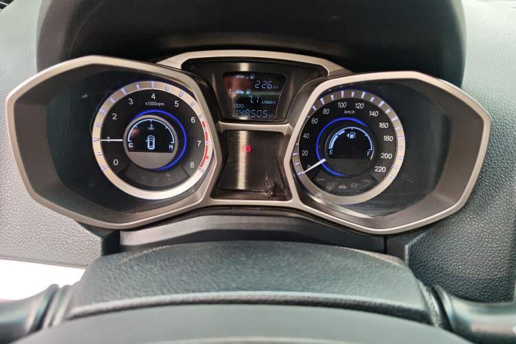 Used JAC Refine S3 2015 1.5L Manual Luxury Smart Deluxe Edition
