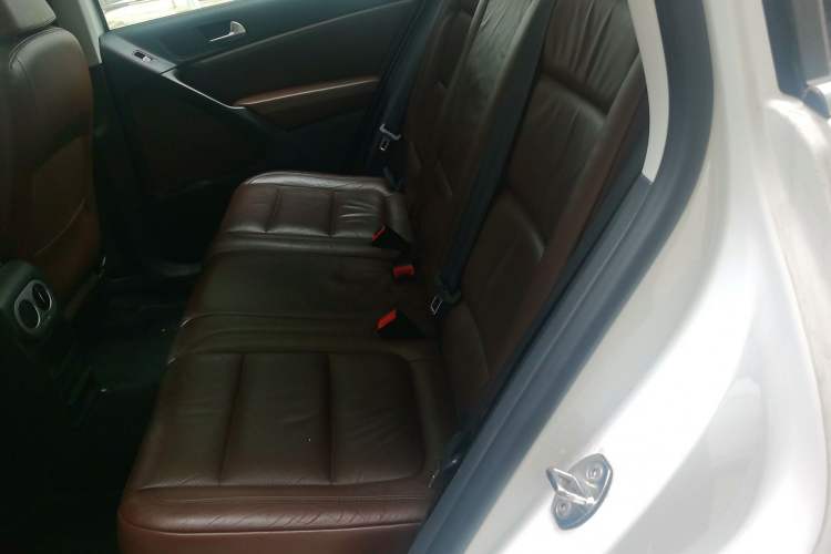 Used Volkswagen Tiguan L 2015 1.8TSI Automatic Two-Wheel Drive Luxury Model