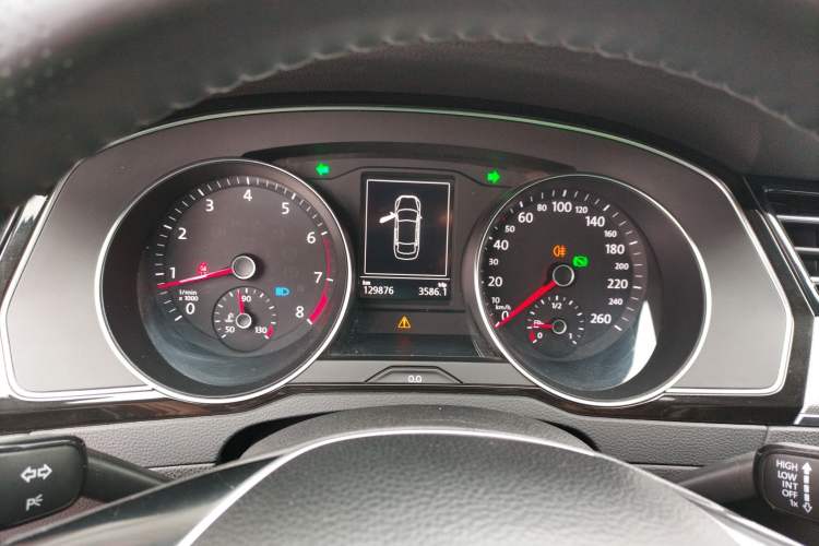 Used Volkswagen Magotan 2017 330TSI DSG Leading Model
