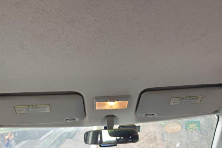 Used Suzuki Swift 2016 1.5L Automatic Fashionable Coolplay Edition Headliner