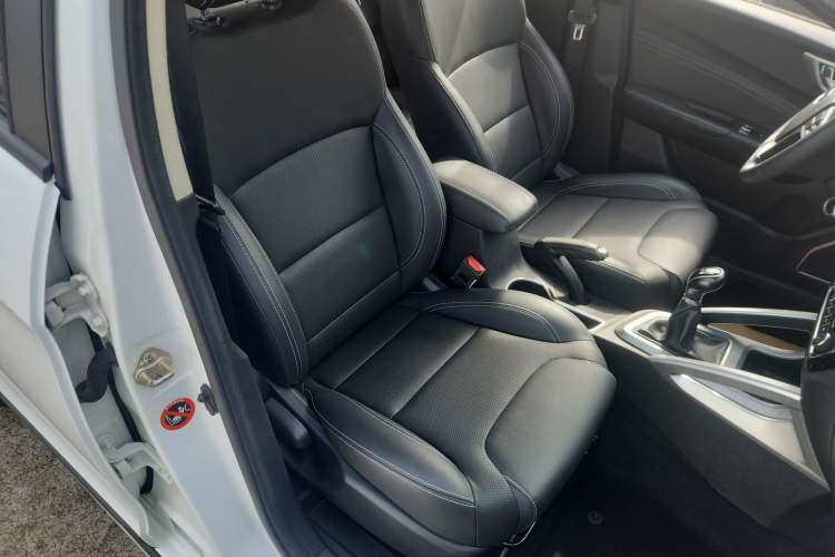 Used Geely Auto Vision X3 2017 1.5L Manual Elite Model
