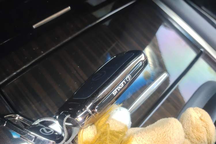 Used Lexus LX 2017 570 Prestige Luxury Edition Vehicle Key