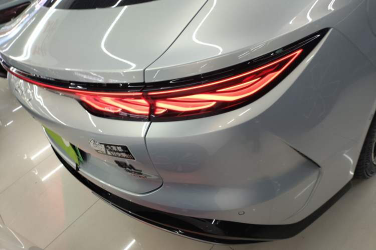 Used BYD Han L 2025 EV Four-Wheel Drive LiDAR Flagship Model
