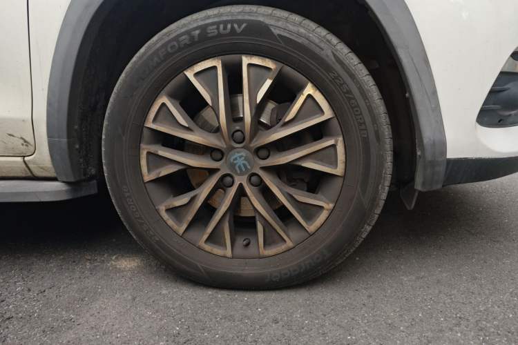 Used BYD Song New Energy 2017 Song DM 1.5TID All-Wheel Drive Luxury Model