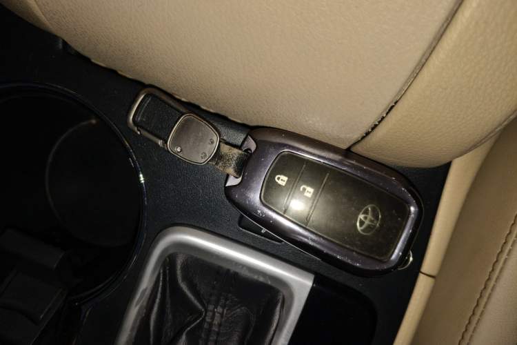 Used Toyota Highlander 2015 2.0T Four-Wheel Drive Luxury Edition 7-Seater