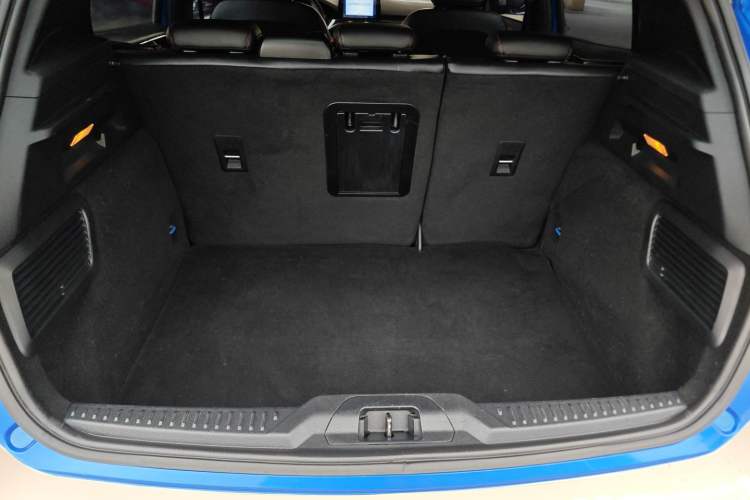 Used Ford Focus 2019 Hatchback EcoBoost 180 Automatic ST Line Trunk