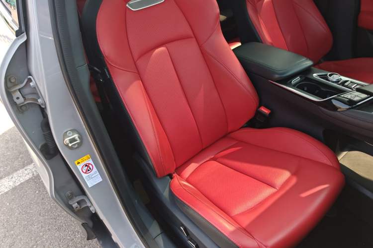 Used CHANGAN UNI-T 2020 1.5T Flagship Version
