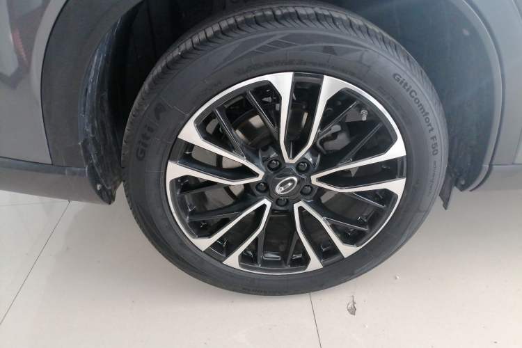 Used GAC Trumpchi GS4 PLUS 2022 270T Automatic Galaxy Edition Right Rear Wheel Hub