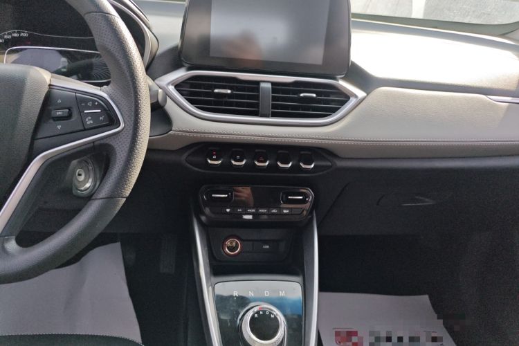 Used Baojun 510 2017 1.5L Automatic Fashion Model Audio And AC Panel