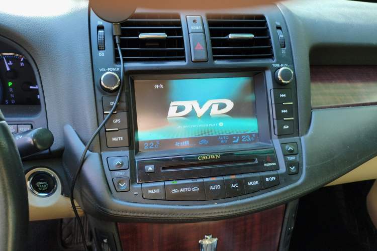 Used Toyota Crown 2010 2.5L Royal
