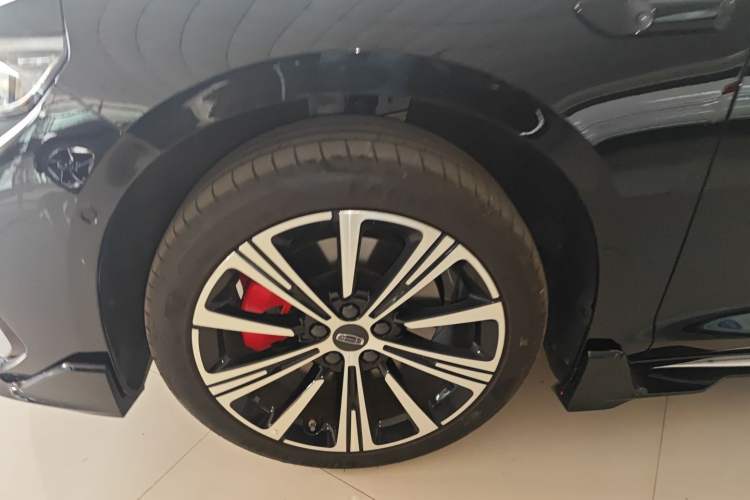 Used Geely Auto Preface 2026 Model Oriental Yao 2.0TD Lanxing Edition