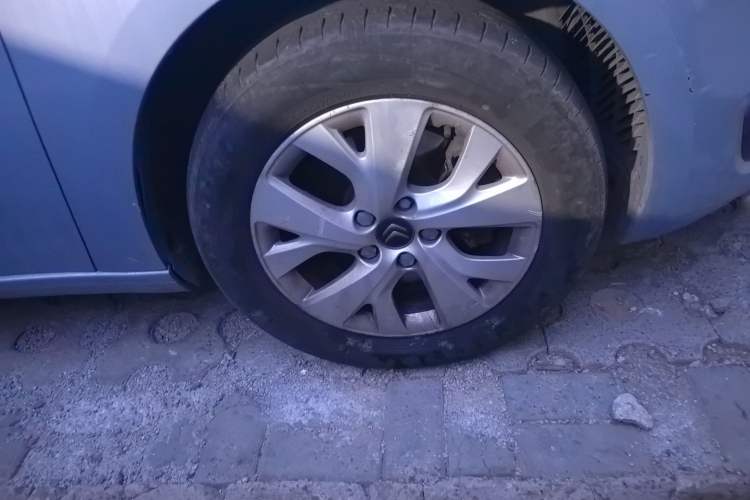 Used Citroen C4 Picasso 2015 Grand 1.6T Fashion Model 7 Seats Right Front Wheel Hub