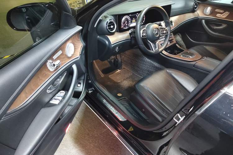 Used Mercedes-Benz E-Class 2020 E 300 L Luxury Model
