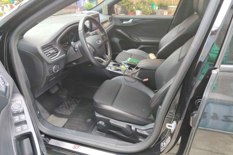 Used Ford Focus 2020 Hatchback EcoBoost 180 Automatic ST Line