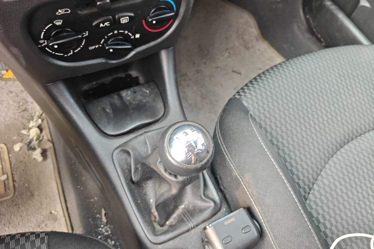 Used Peugeot 207 2011 Sedan 1.4L Manual Yule Edition