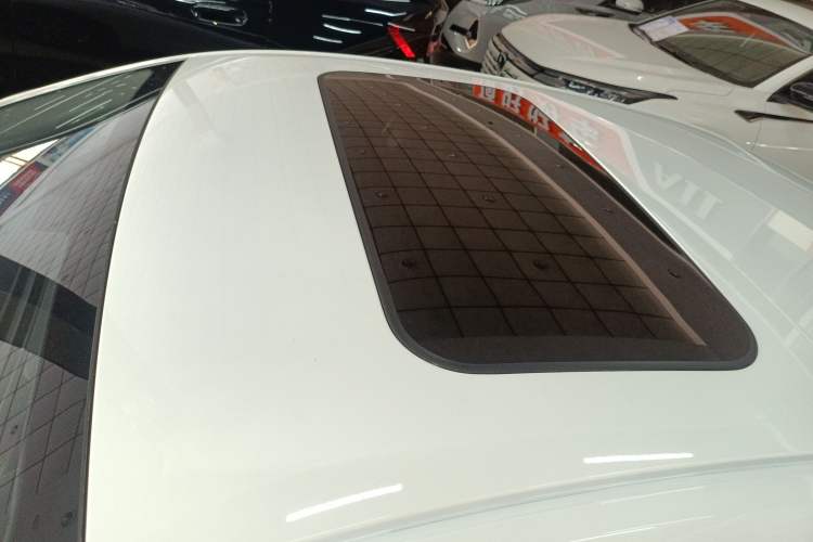 Used Geely Auto Emgrand 2022 4th Generation 1.5L CVT Flagship Model
