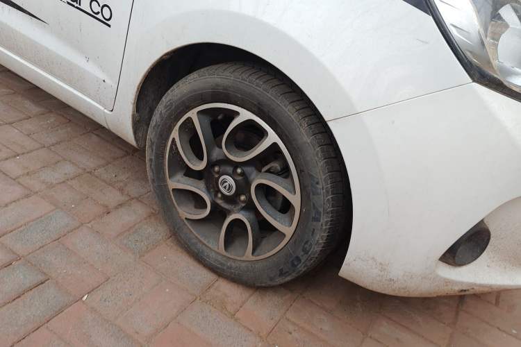 Used CHANGAN Benni 2015 1.4L Manual Luxury Model China V Standard Right Front Wheel Hub