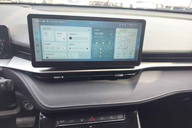 Used Haval H6 2022 3rd Generation 1.5T Automatic Two-Wheel Drive Max Audio And AC Panel