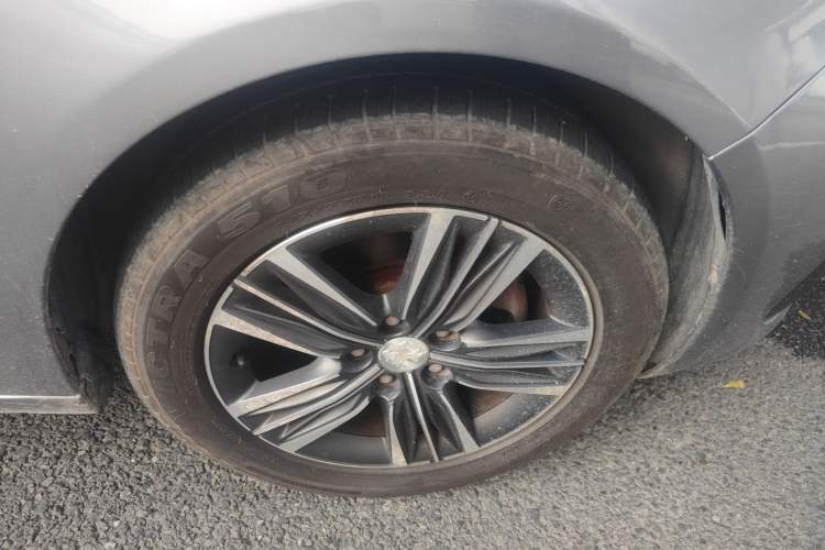 Used Peugeot 308 2016 1.6L Automatic Fashion Edition