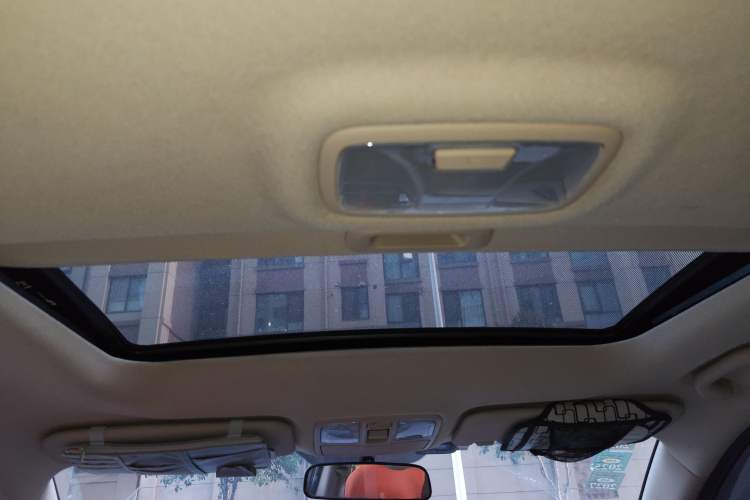 Used Hyundai ix35 2010 2.0L Automatic Two-Wheel Drive Elite Edition GLS
