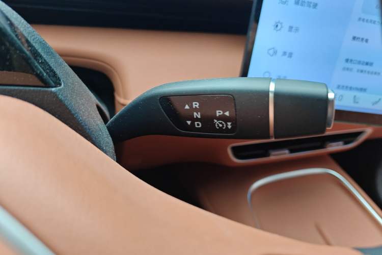 Used Deepal S07 2024 520Max Pure Electric Version Gear Lever