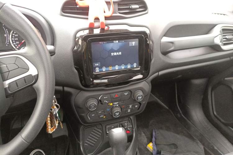 Used Jeep Renegade 2019 220T Automatic Leading Edition