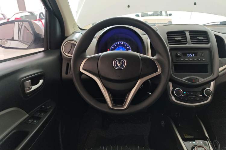 Used Oshan Benni E-Star 2021 National Edition Xin Yue Version Lithium Iron Phosphate (31.95 kWh)