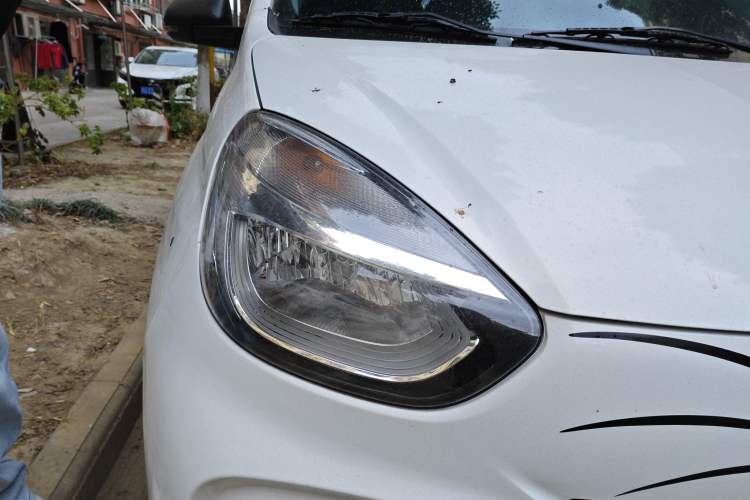 Used Roewe Clever 2022 311km QiQi BoBo Edition Right Front Headlight