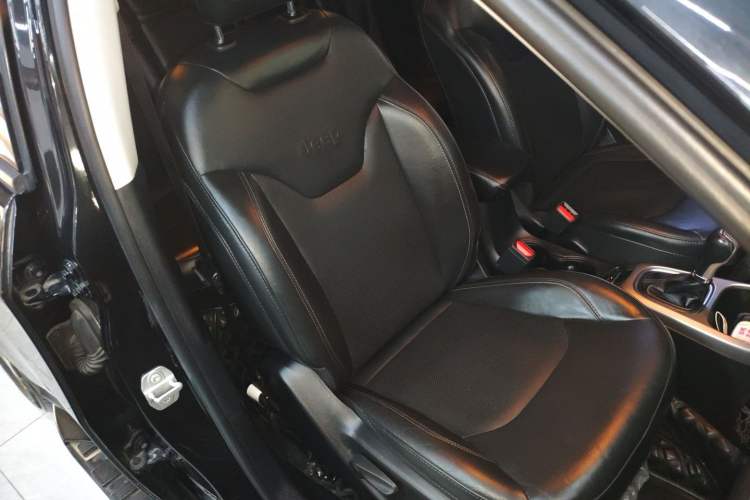 Used Jeep Compass 2017 200T Automatic Family Edition