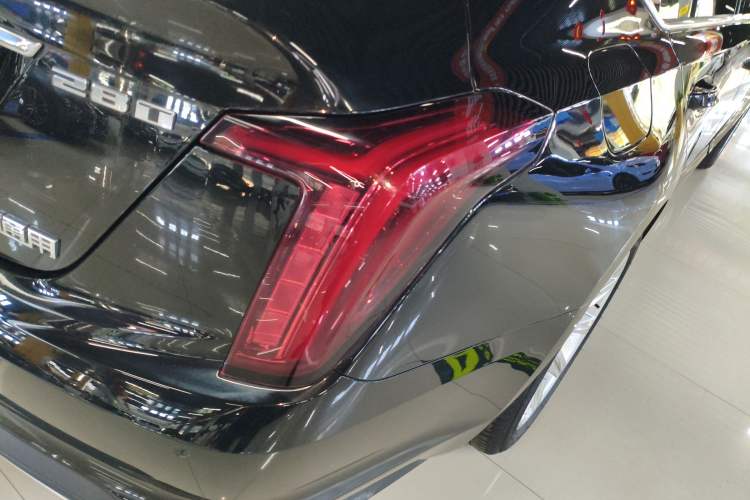 Used Cadillac CT5 2020 28T Fashion Edition Exterior 3